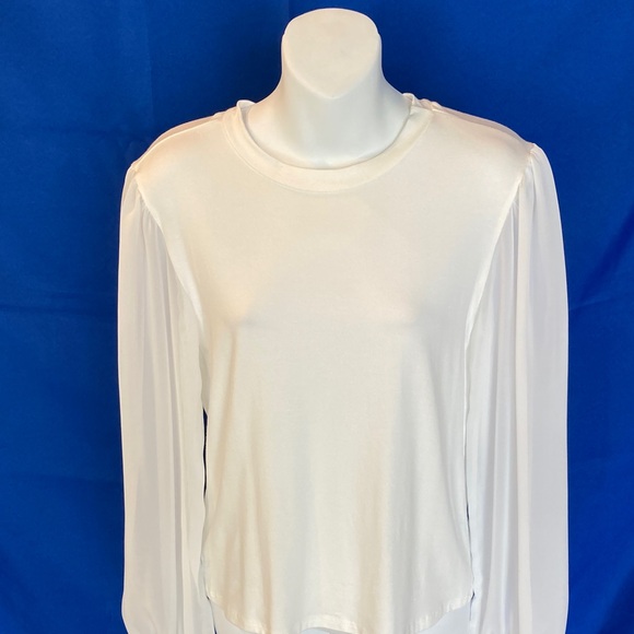 Ariella - Picture 1 of 4